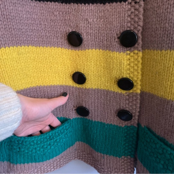 SOLD - Vintage: Handmade [Hudson Bay Colours] Wool Shacket (Rare) - Picture 4 of 9